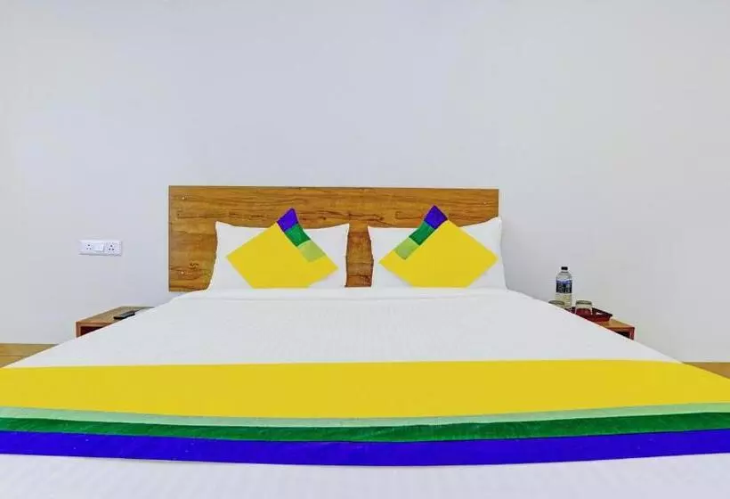 Itsy Hotels Oasis Pride