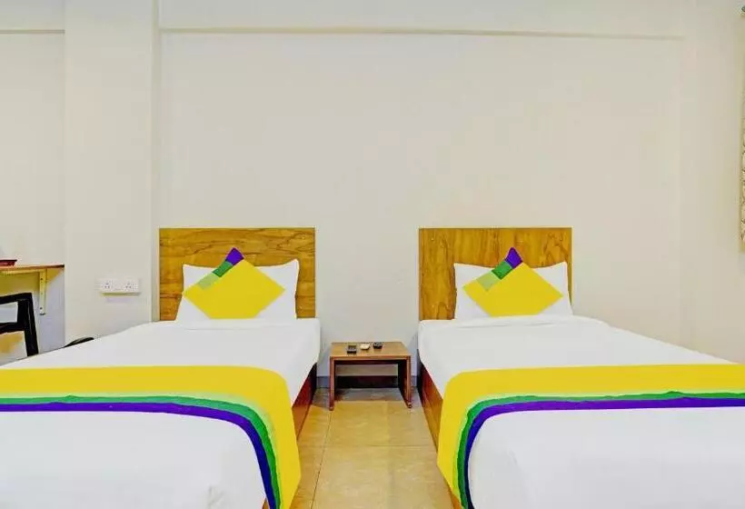 Itsy Hotels Oasis Pride