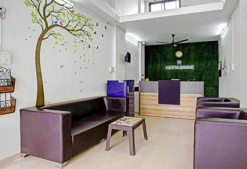 Itsy Hotels Oasis Pride