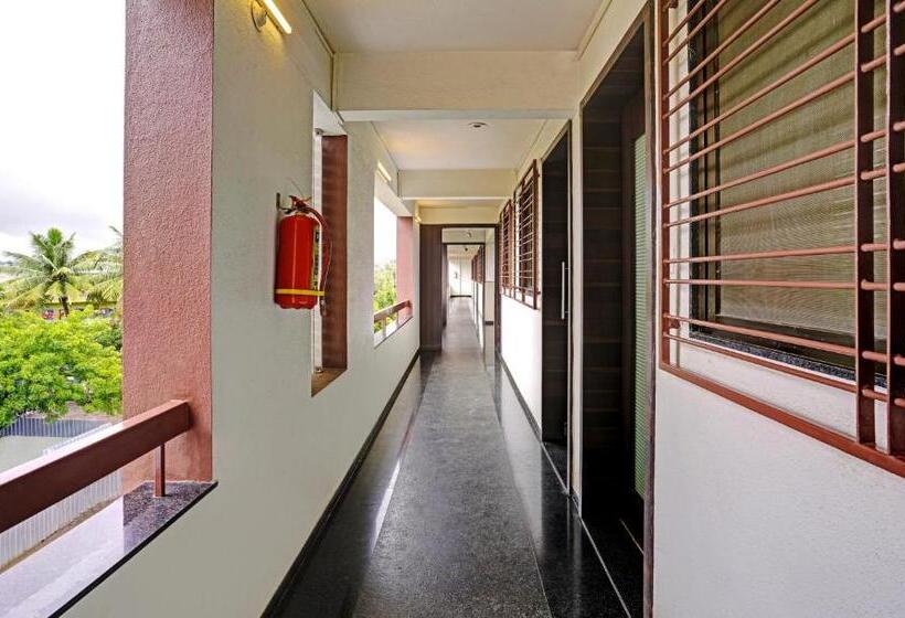 Itsy Hotels Oasis Pride