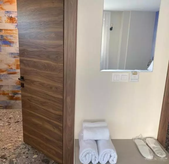 Ofuro World Hotel Spa