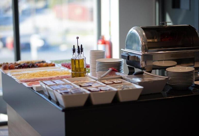 Valent Otel Business