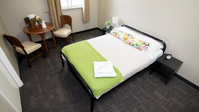 Base Brisbane Embassy Hostel