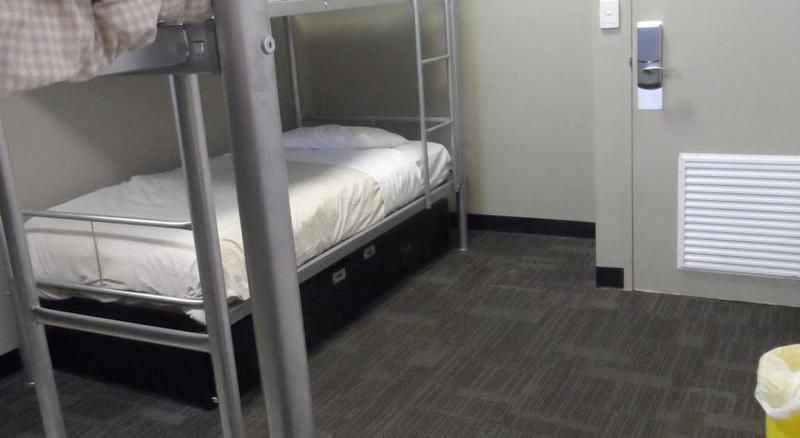 Base Brisbane Embassy Hostel