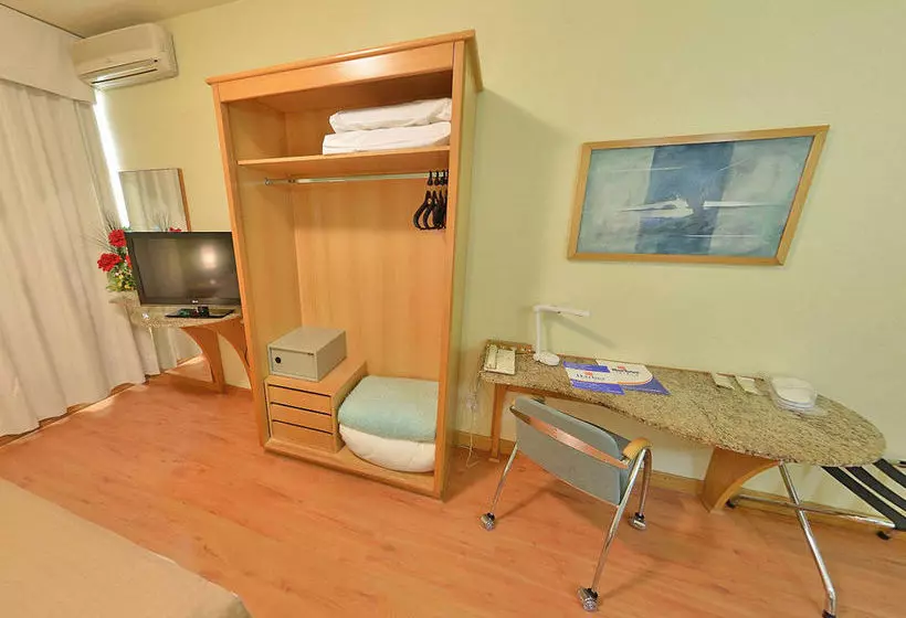 Harbor Hotel Regent Suítes