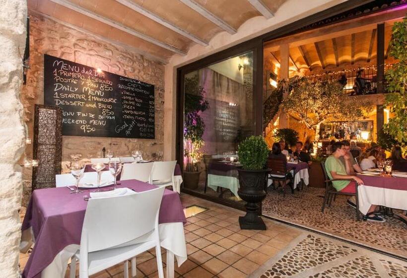 Отель Ca´n Pere