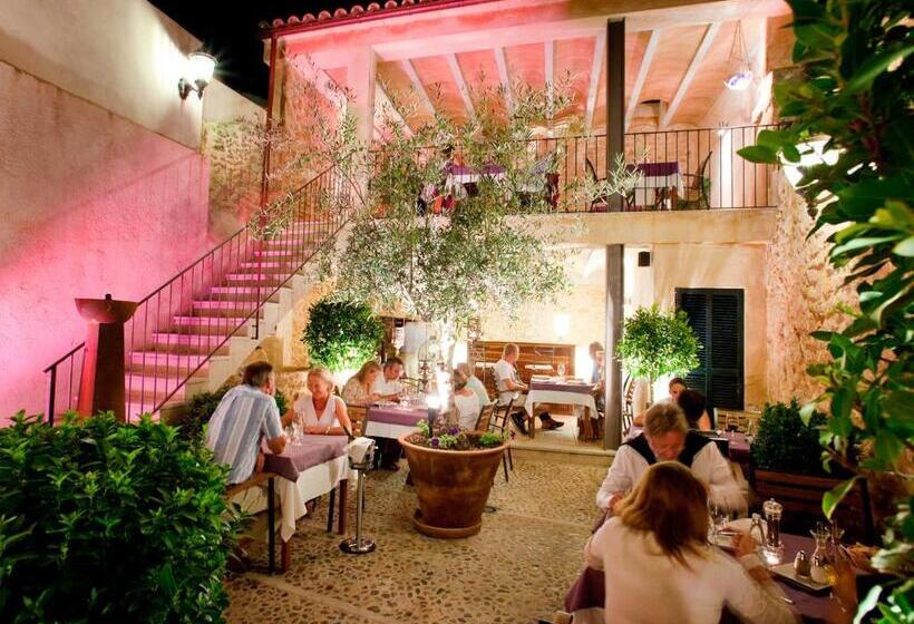 Отель Ca´n Pere