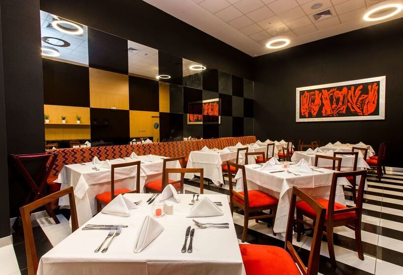 ホテル Costa Del Sol Wyndham Tumbes