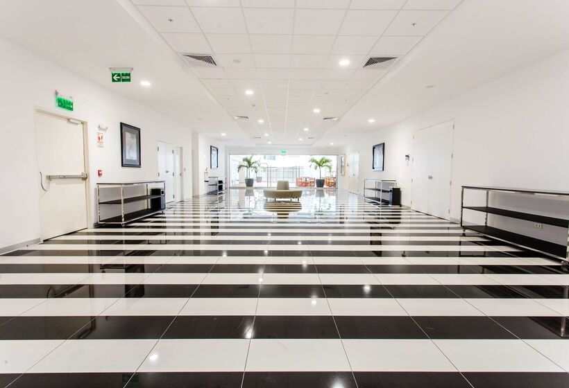 ホテル Costa Del Sol Wyndham Tumbes