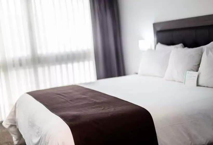 هتل Costa Del Sol Wyndham Tumbes