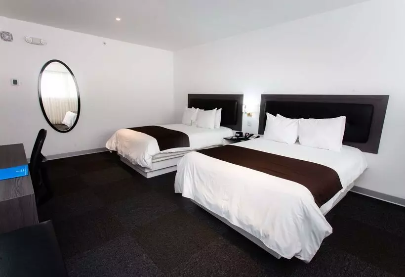 هتل Costa Del Sol Wyndham Tumbes