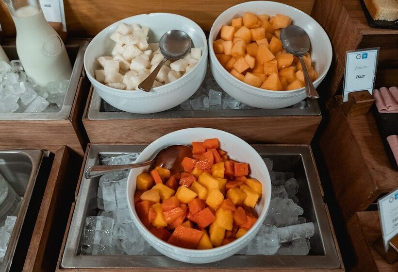 ホテル Costa Del Sol Wyndham Tumbes