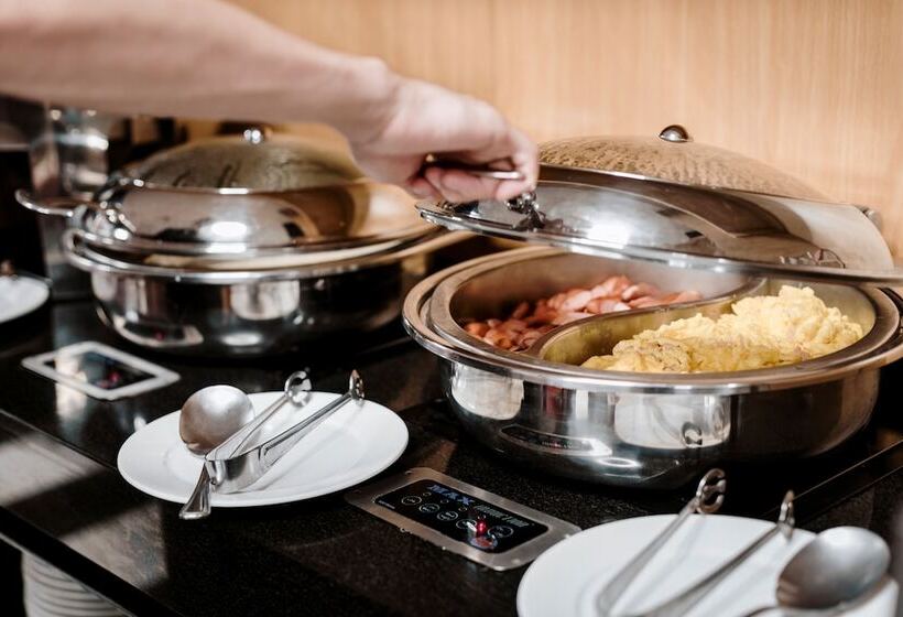 ホテル Costa Del Sol Wyndham Tumbes