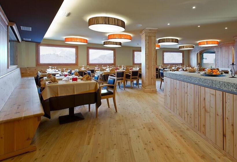 Отель Delle Alpi