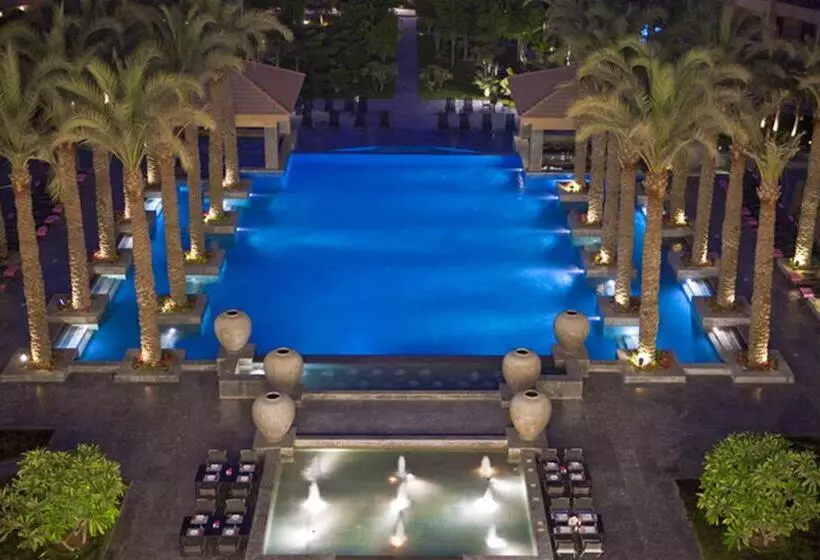 هتل Dusit Thani Lakeview Cairo