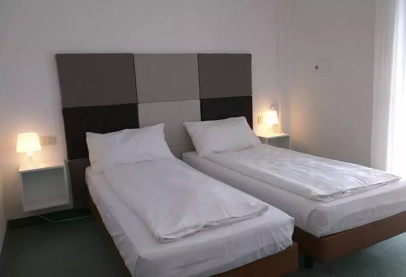 Szálloda Everest Arco