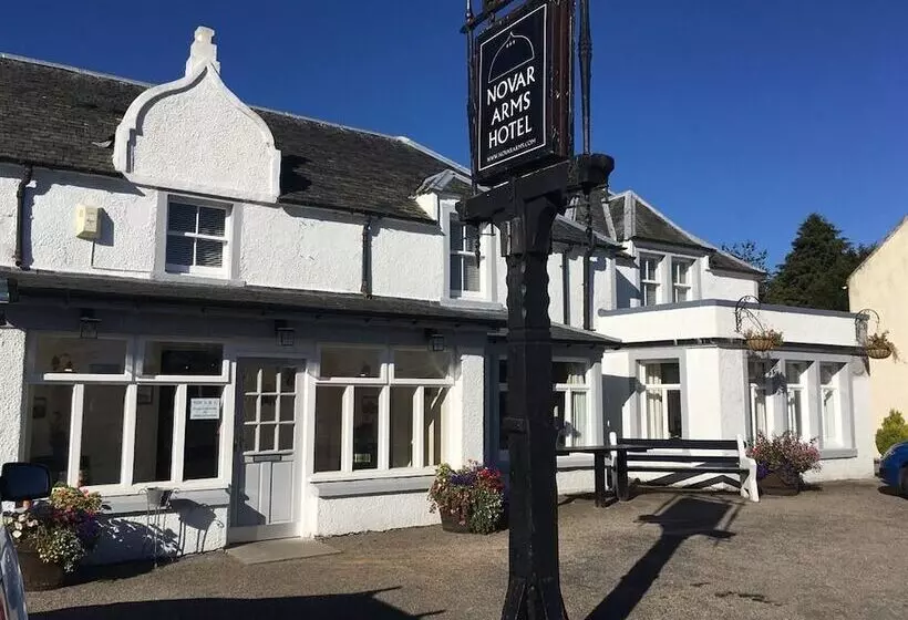 فندق Novar Arms