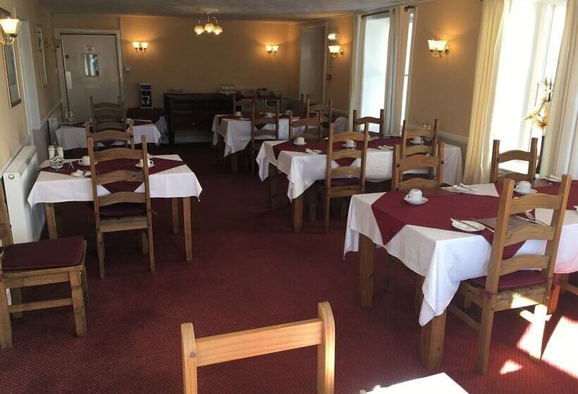 בית מלון כפרי Novar Arms