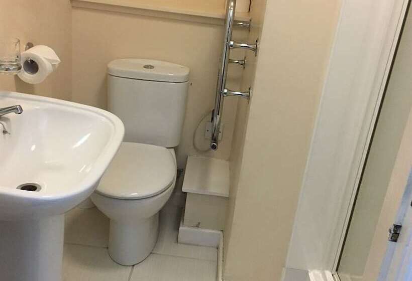 בית מלון כפרי Novar Arms