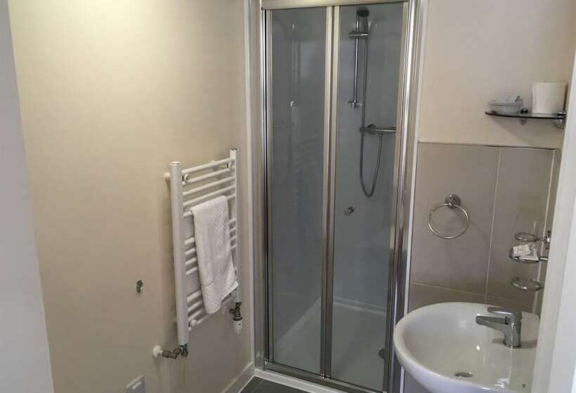 בית מלון כפרי Novar Arms