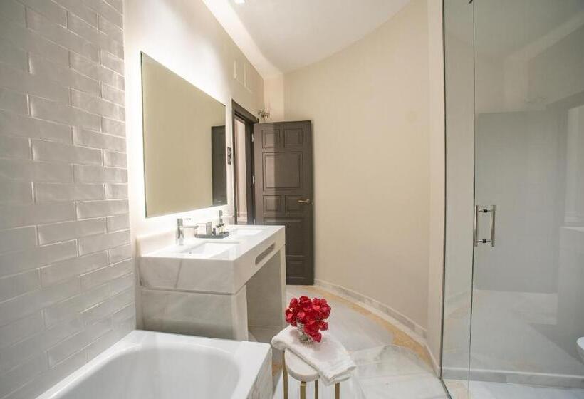 فندق Soho Boutique Castillo De Santa Catalina - Adults Recommended