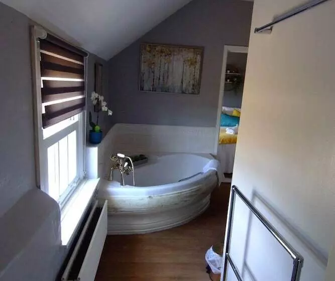 בית מלון כפרי The Anchor