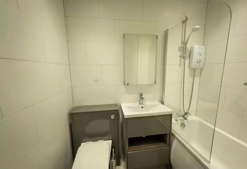 בית מלון כפרי The Crags