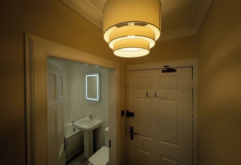 בית מלון כפרי The Crags