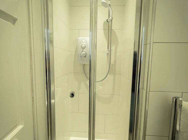 בית מלון כפרי The Crags