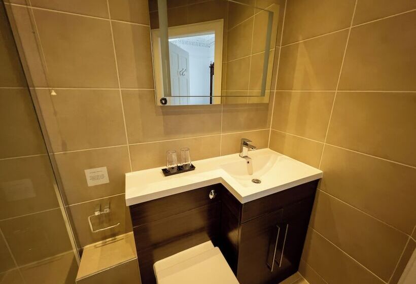 בית מלון כפרי The Crags