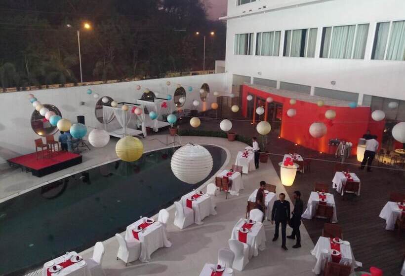 فندق The Park Navi Mumbai