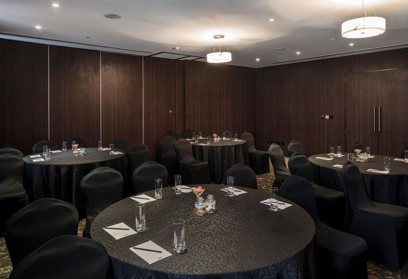 فندق The Park Navi Mumbai