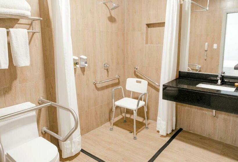 ホテル Costa Del Sol Wyndham Tumbes