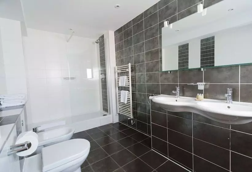 Saco Holborn – Lamb’s Conduit St