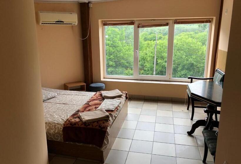 فندق صغير мотель євро