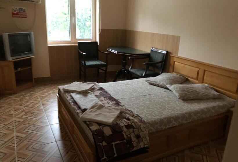 فندق صغير мотель євро