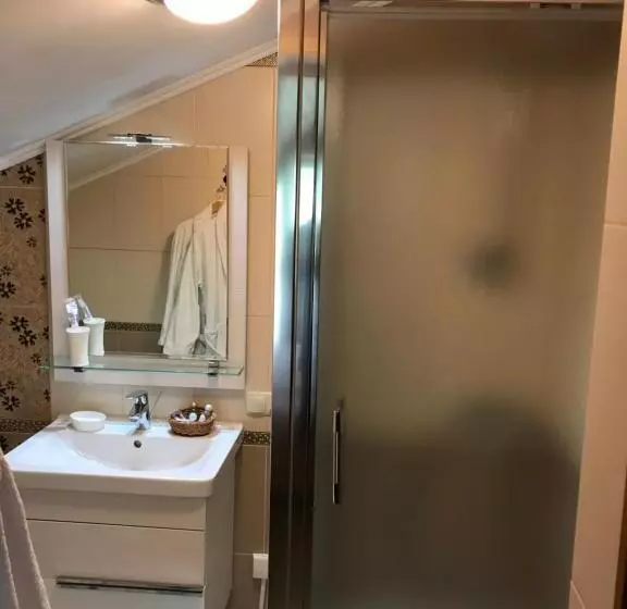 ユースホステル Georgiy