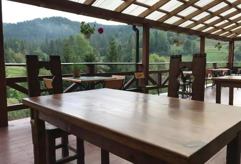 ユースホステル Georgiy