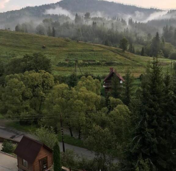 ユースホステル Georgiy