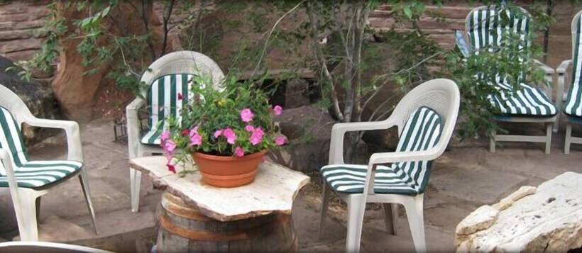 Schronisko Inn At Halona