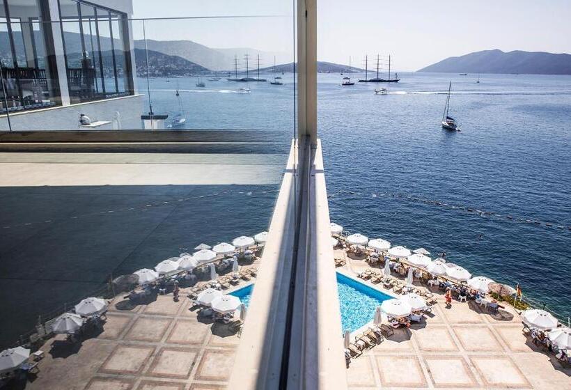 Hotel La Quinta By Wyndham Bodrum