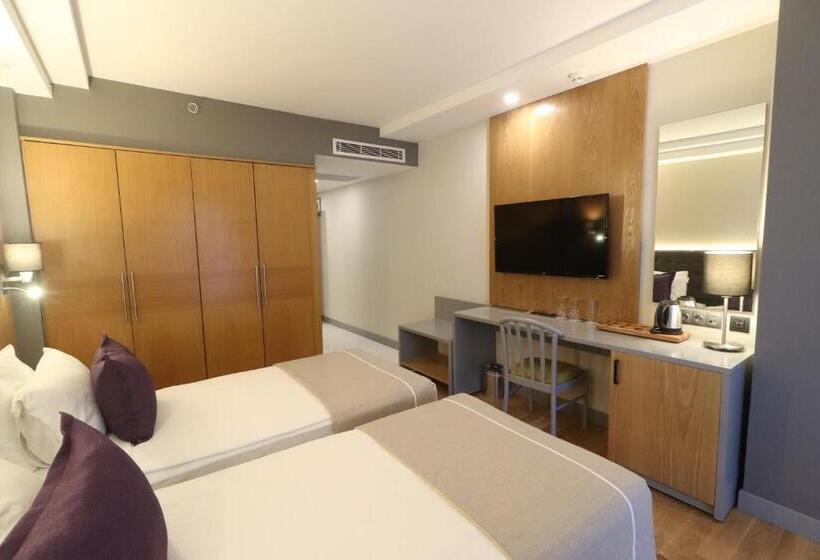 Hotel La Quinta By Wyndham Bodrum