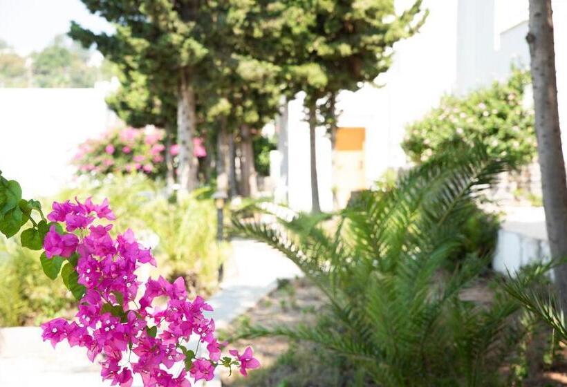 Hotel La Quinta By Wyndham Bodrum