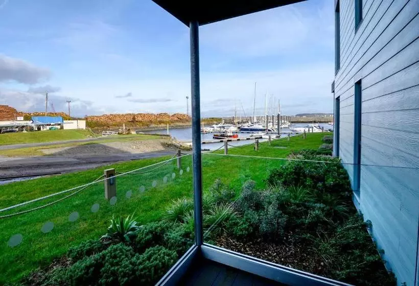 Hotelli The Salt Lodge