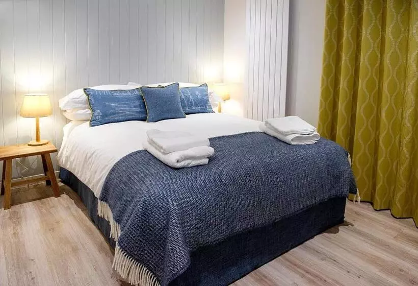 Hotelli The Salt Lodge