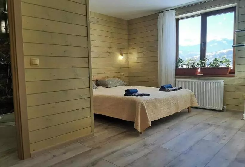 Majatalo у мирослави