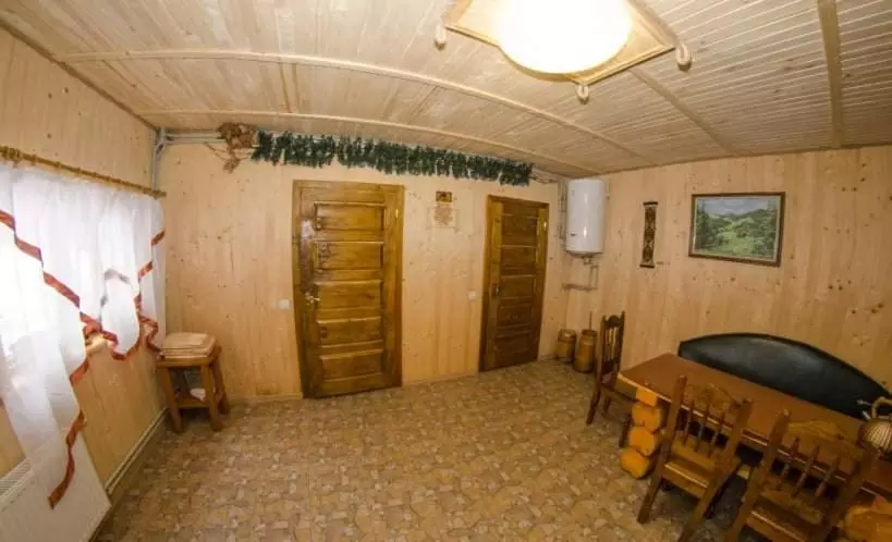 Majatalo Gostynnyi Dvir U Marichky