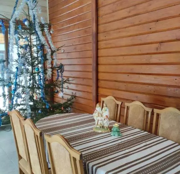 Majatalo Gostynnyi Dvir U Marichky