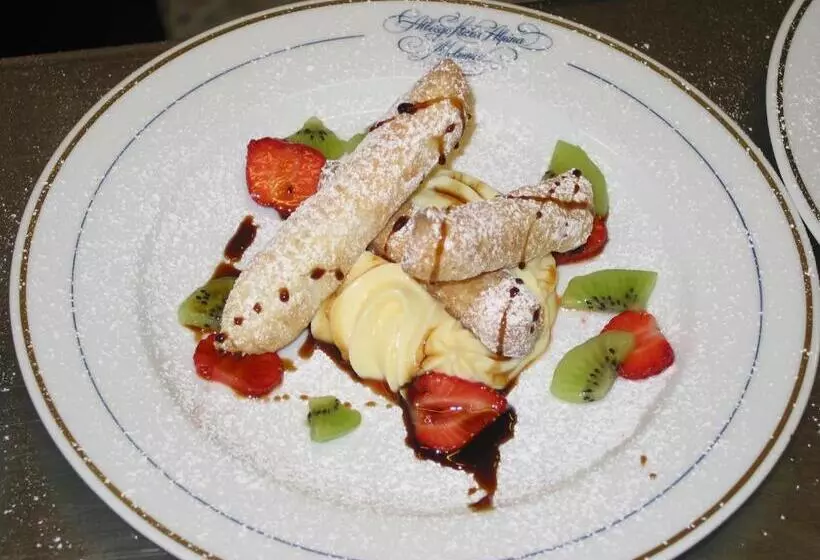 ホテル Albergo Stella Alpina