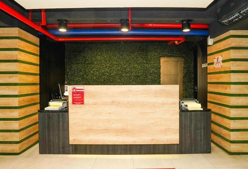 Hotel Collection O 29 Twin Tower